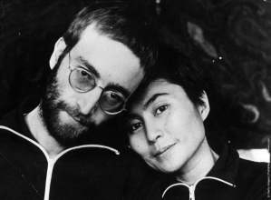 Джон Леннон с Йоко Оно - дни хиппи .Фото Энтони Кокс.1970