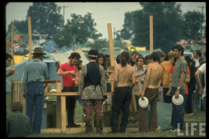 Рок-фестиваль Woodstock 1969 хиппи