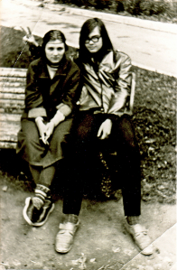 Катя (Вольфкович) Иванова, будущая жена Папы Лёши, и Билли, 1988
